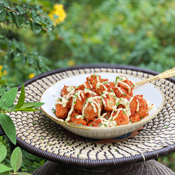 Crispy Golden Potatoes with Spicy Smokey Tomato Sauce and Garlic Mayo