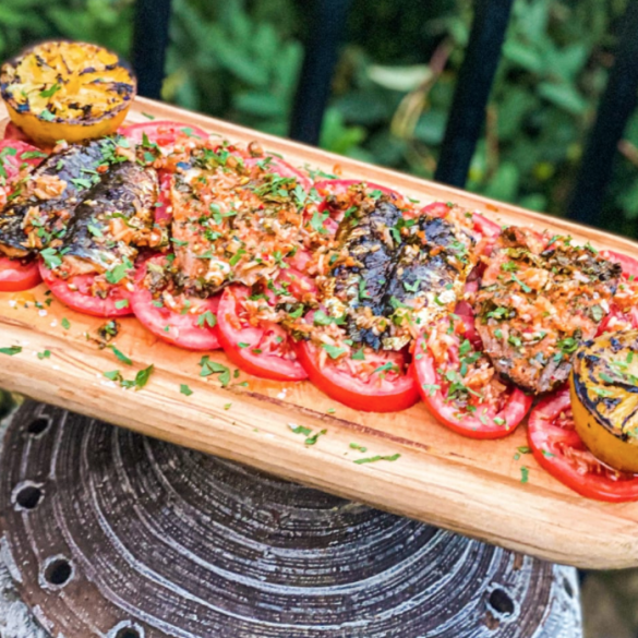 Grilled Sardines With Garlic Olive Oil and Lemon