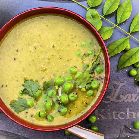 Curry Leaf Spiced Pea Soup